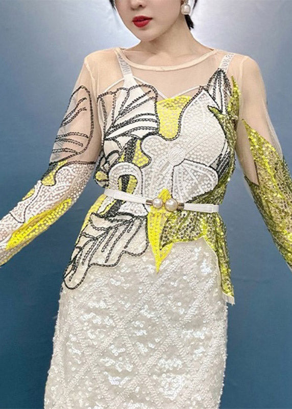 Well Tailored Top with a Graceful Silhouette