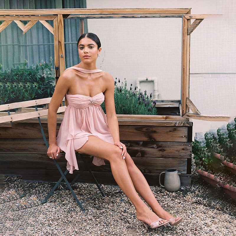 Gracefully Styled Dress for Any Occasion