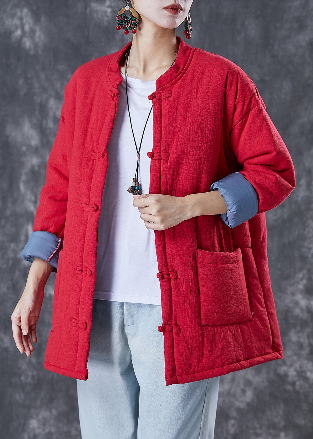 Effortlessly Elegant Jacket with a Timeless Design