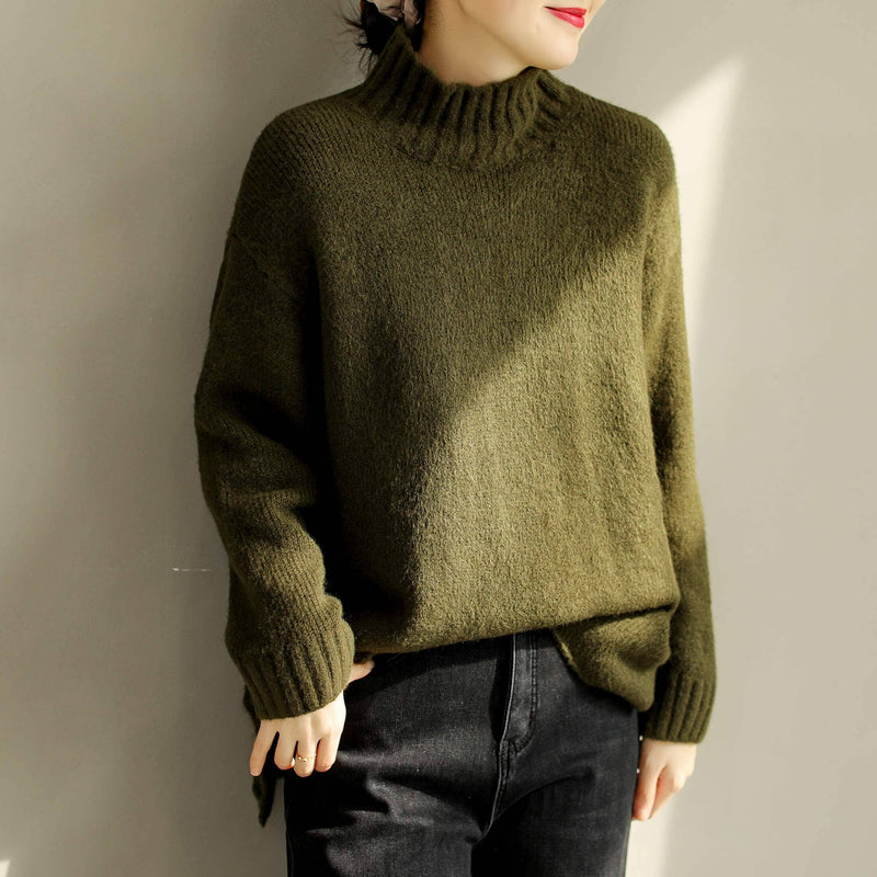 Classic Vintage Sweater with a Flattering Fit