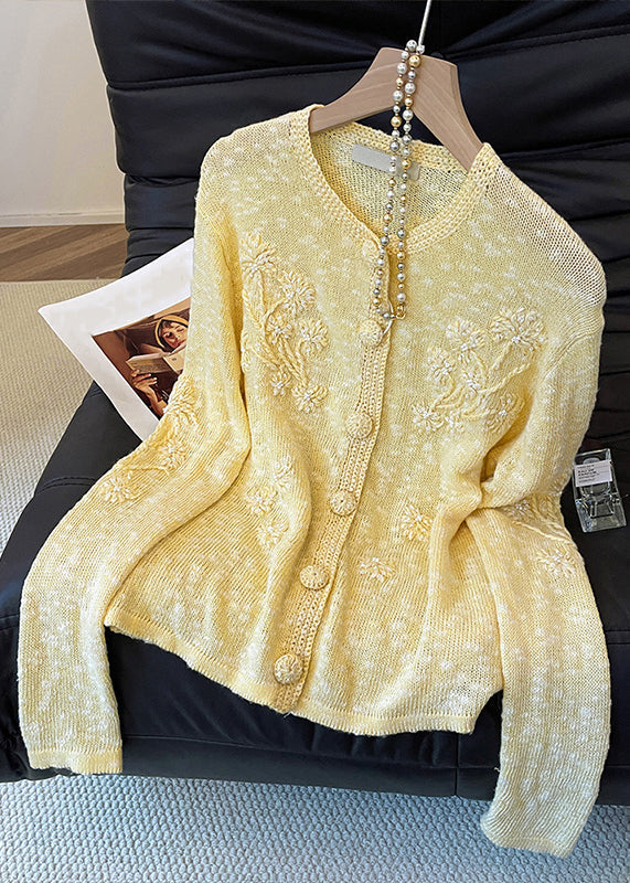 Classic Vintage Cardigan with a Flattering Fit