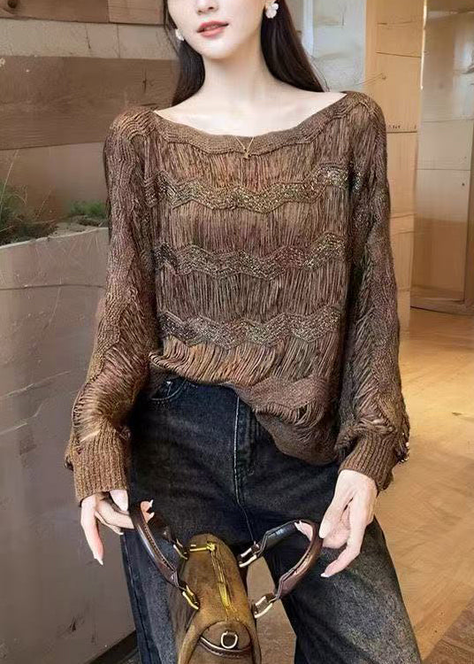 Well Tailored Sweater with a Graceful Silhouette