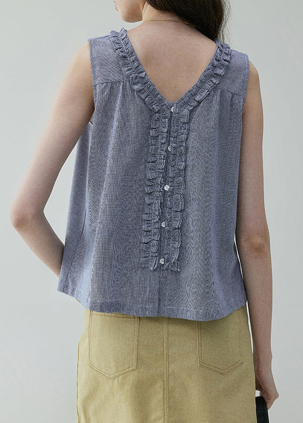 Sophisticated Blouse with a Clean Classic Look