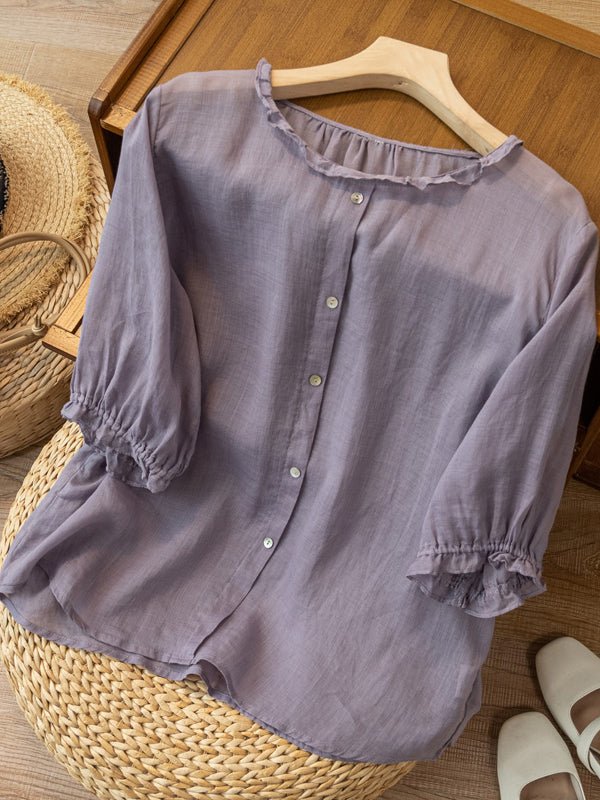 Well Tailored Blouse with a Graceful Silhouette