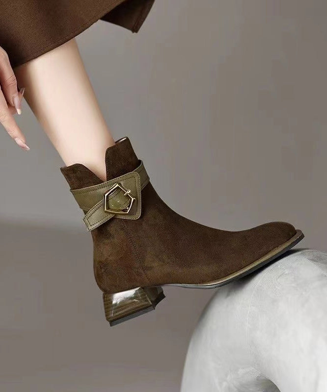 Graceful Orthopedic Boots for Modern Look