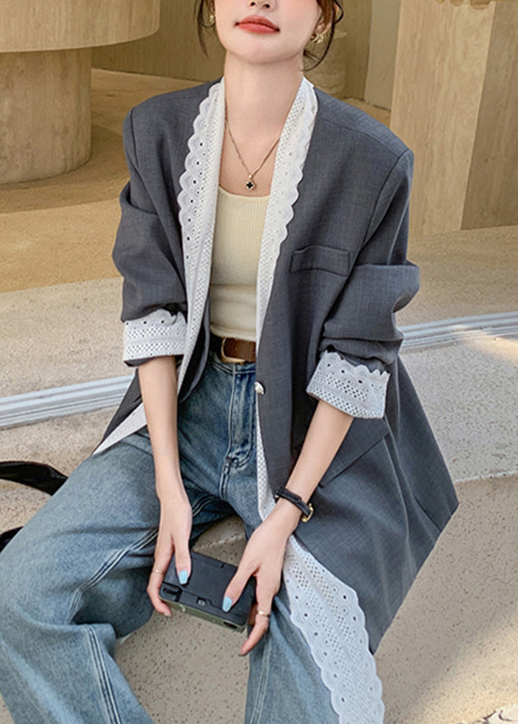 Elegantly Styled Coat for Everyday Wear
