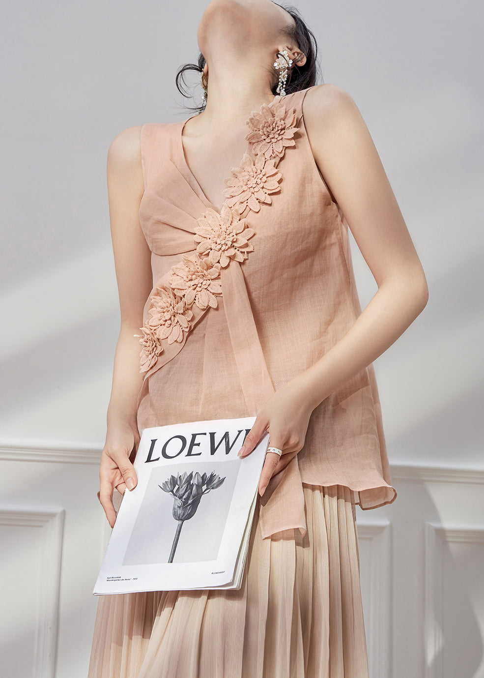 Effortlessly Elegant Shirt with a Timeless Design