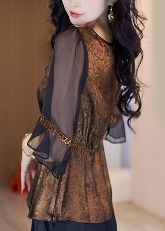 Classic Vintage Top with a Flattering Fit