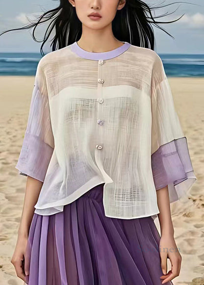 Classic Vintage Shirt with a Flattering Fit