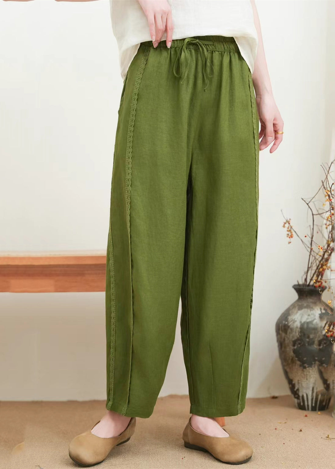 Beautifully Finished Pants in a Timeless Design