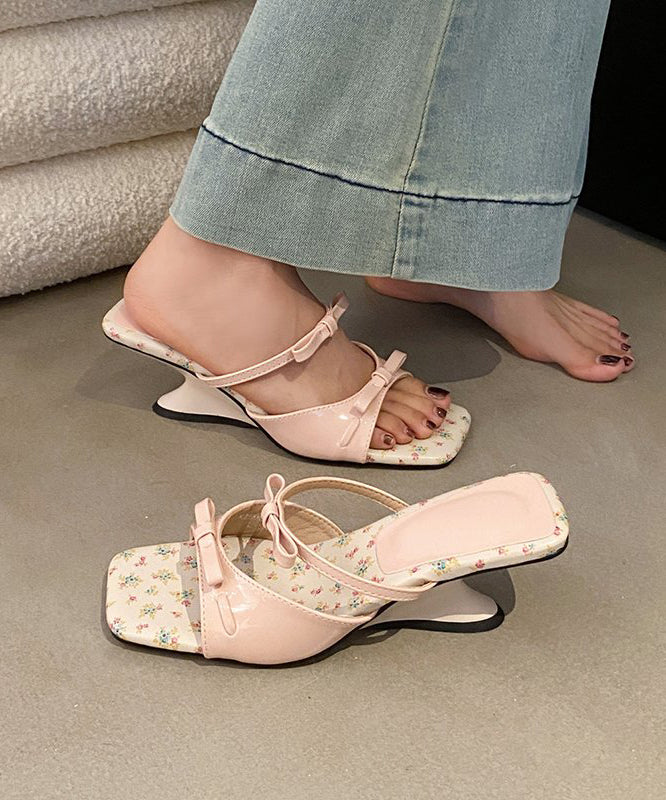 Graceful Orthopedic Sandals for Modern Look