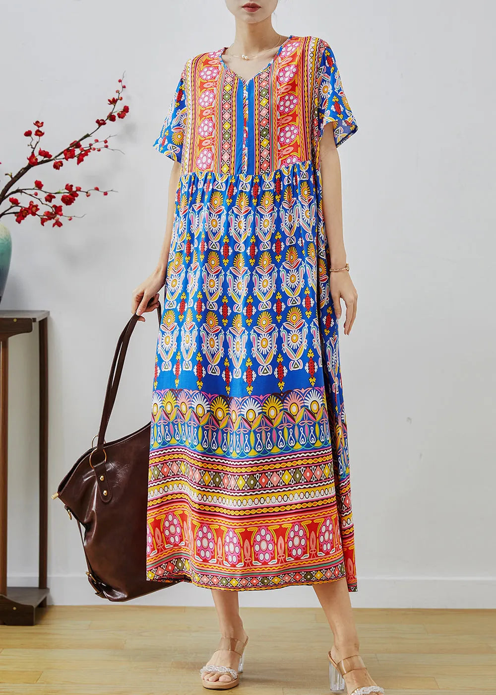 Classic Vintage Dress with a Flattering Fit