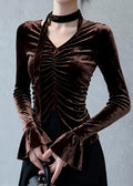 Beautifully Finished Top in a Timeless Design