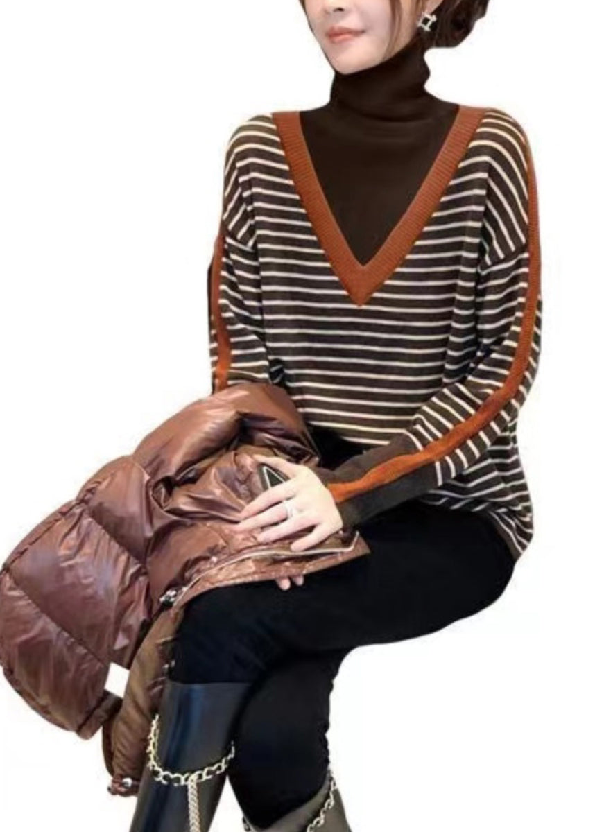 Well Tailored Sweater with a Graceful Silhouette