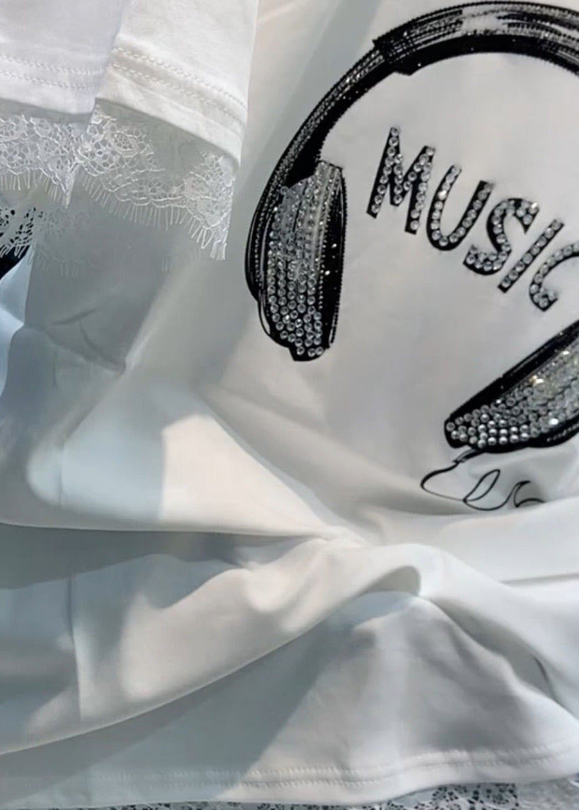 A Vintage Style Shirt with Delicate Timeless Details
