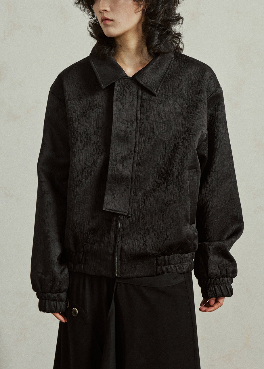 Well Tailored Coat with a Graceful Silhouette