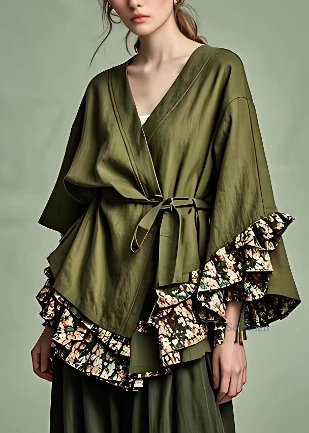 Effortlessly Elegant Top with a Timeless Design
