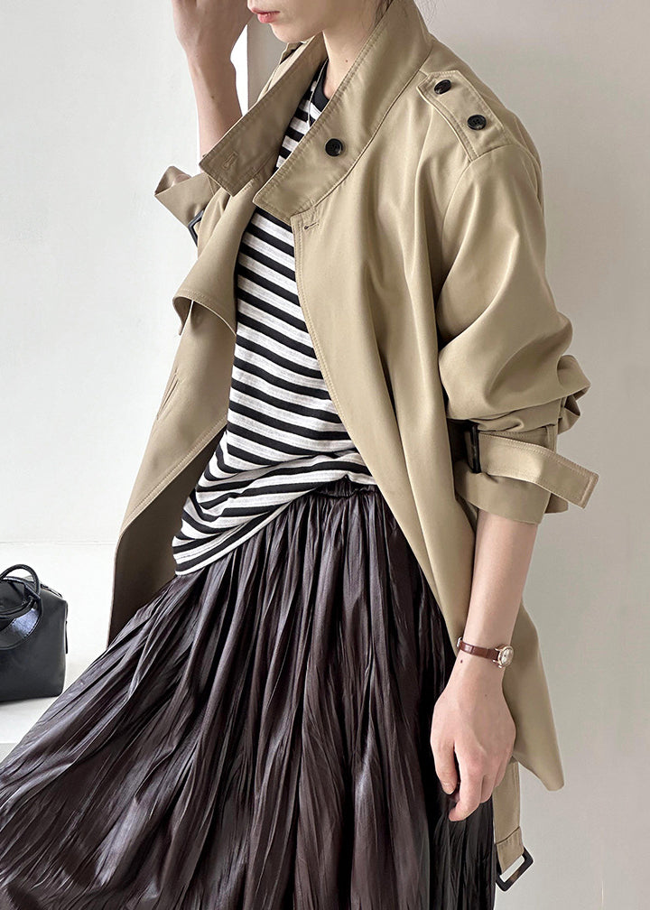 Gracefully Styled Coat for Any Occasion