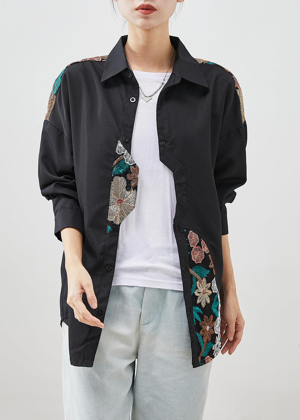 Classic Vintage Shirt with a Flattering Fit