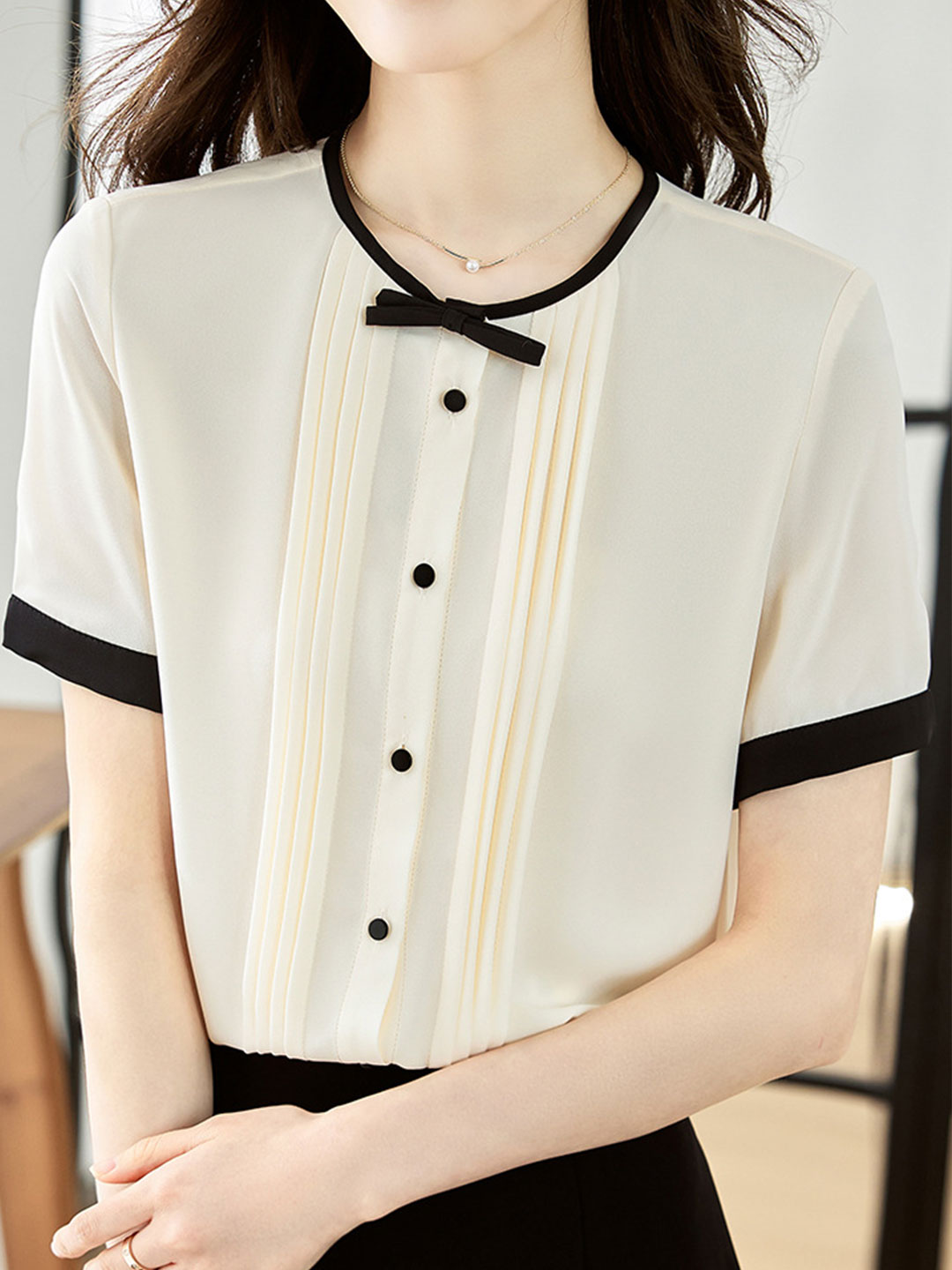 Beautifully Crafted Top in a Classic Style