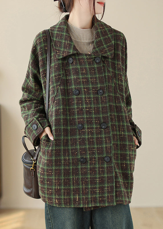 Elegantly Styled Coat for Everyday Wear