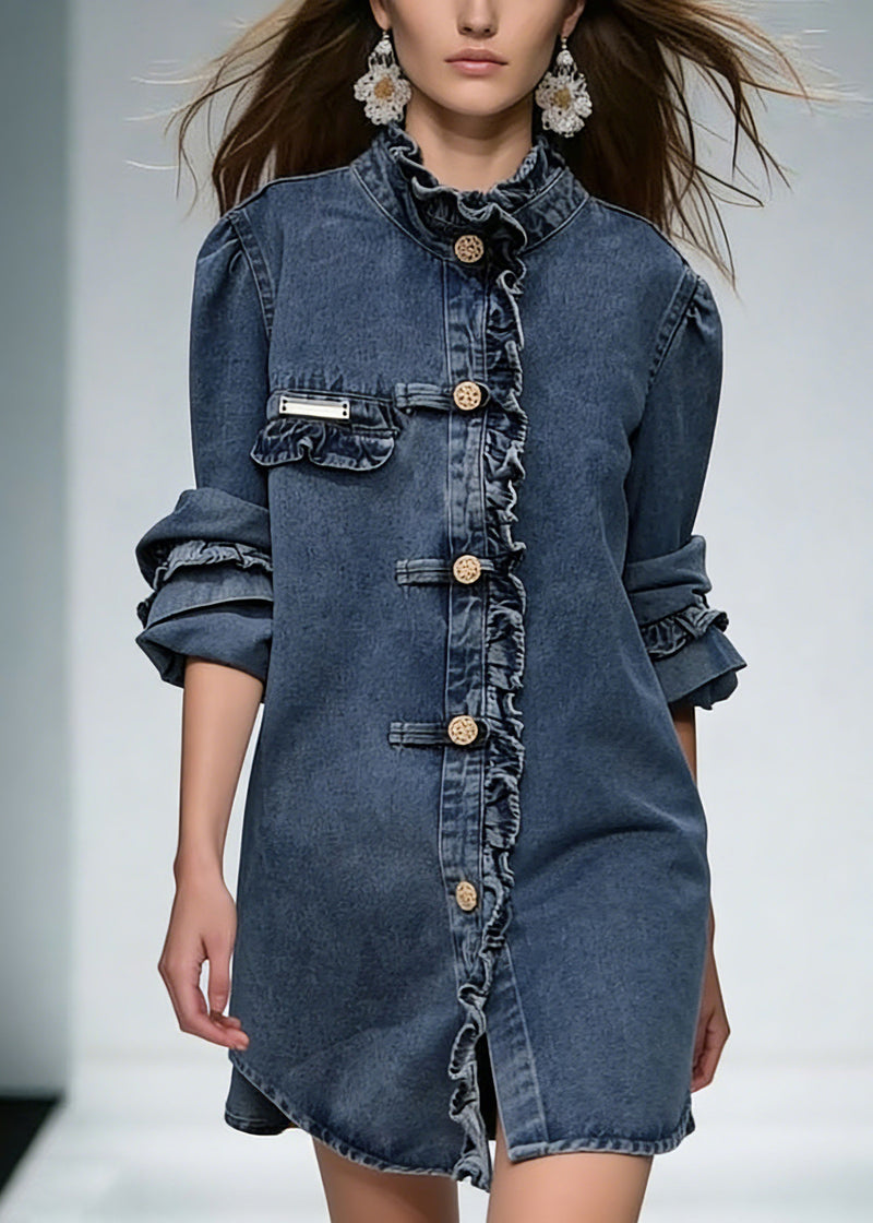 Beautifully Finished Coat in a Timeless Design
