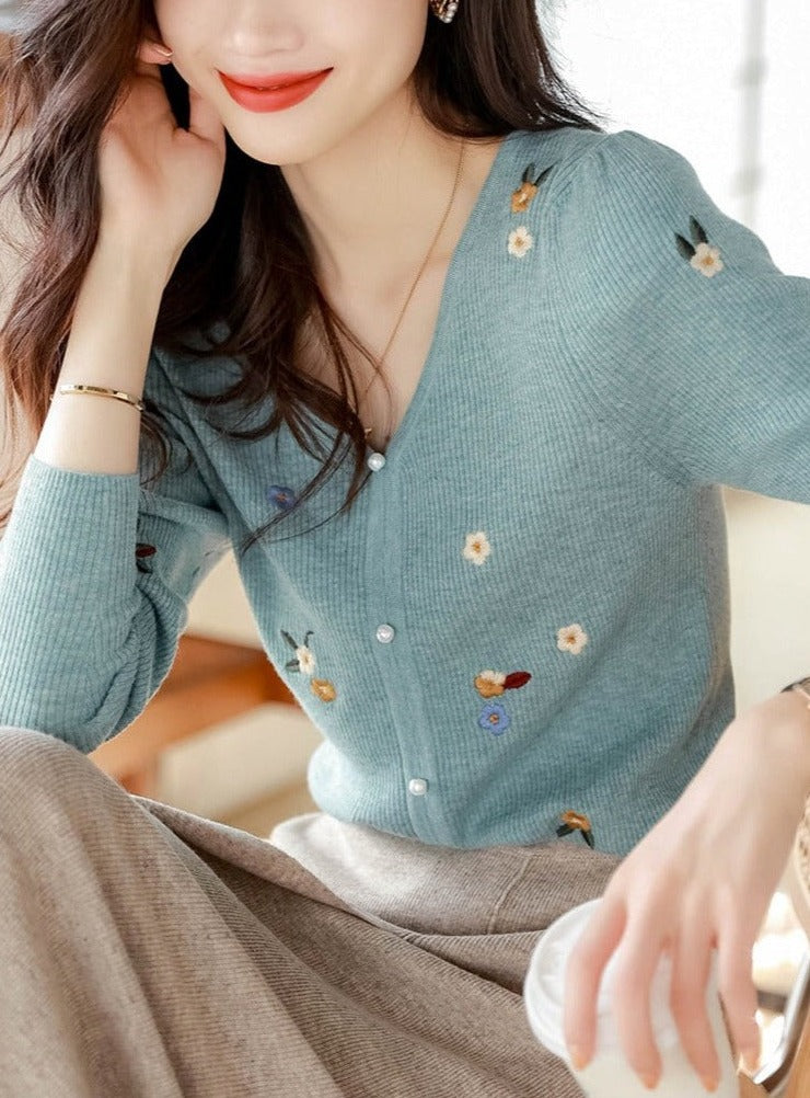 Elegantly Styled Sweater for Everyday Wear