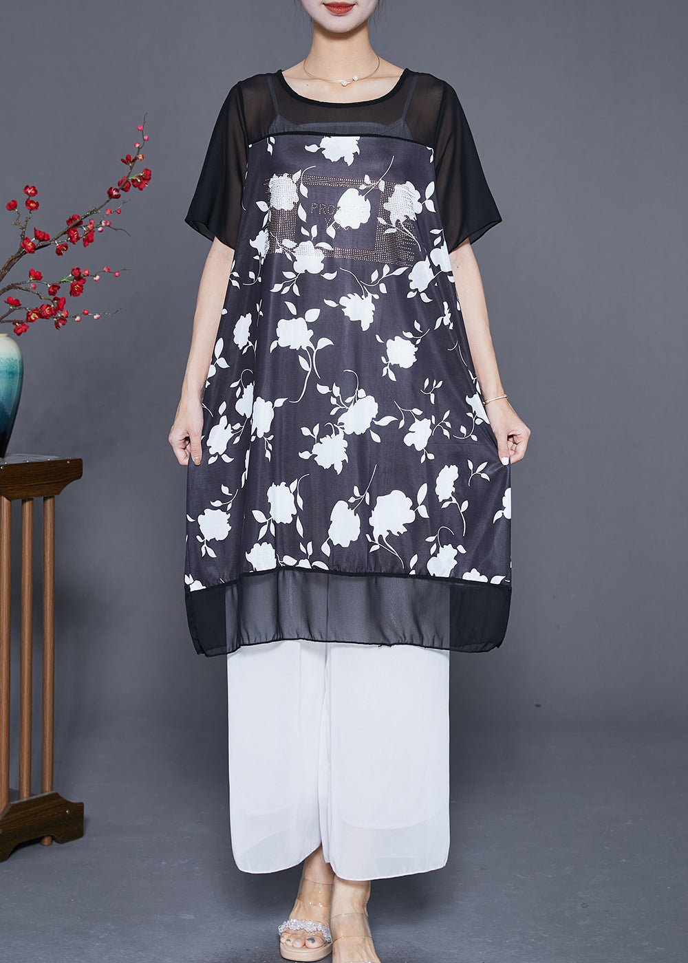 Beautifully Crafted Dress in a Classic Style