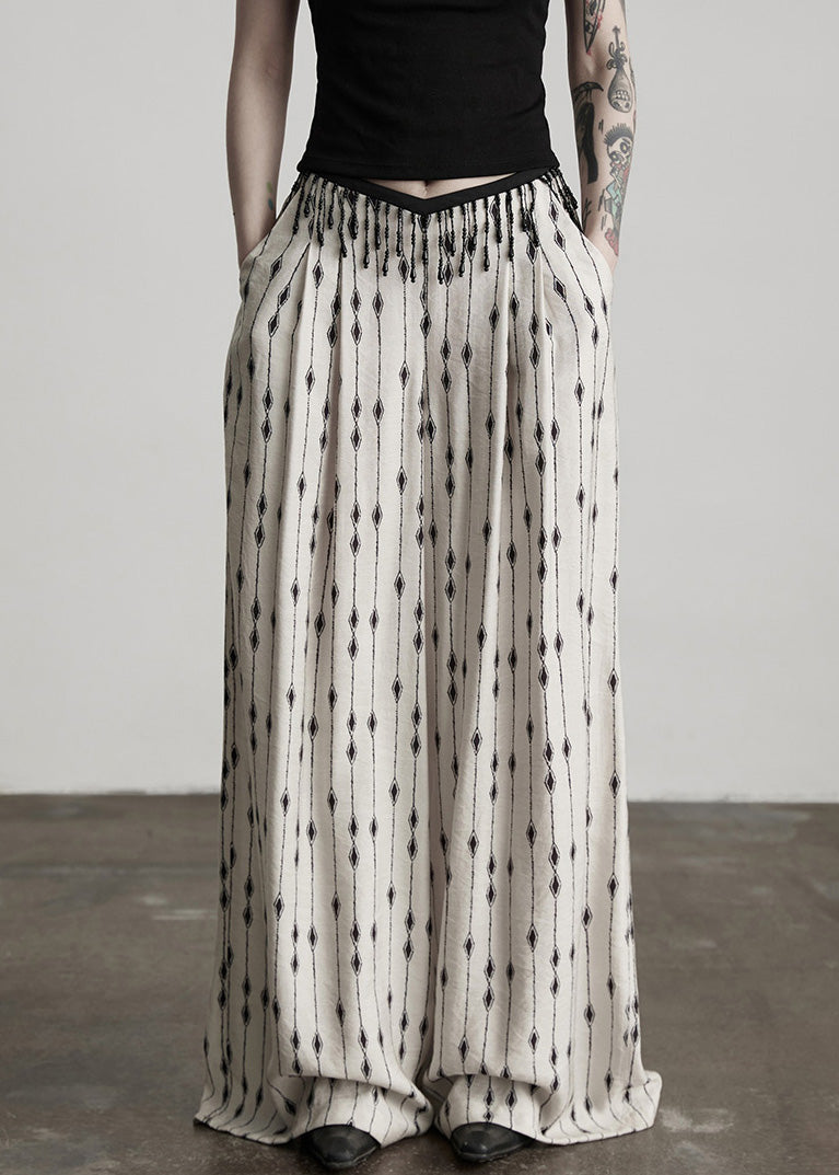 Elegantly Styled Pants for Everyday Wear