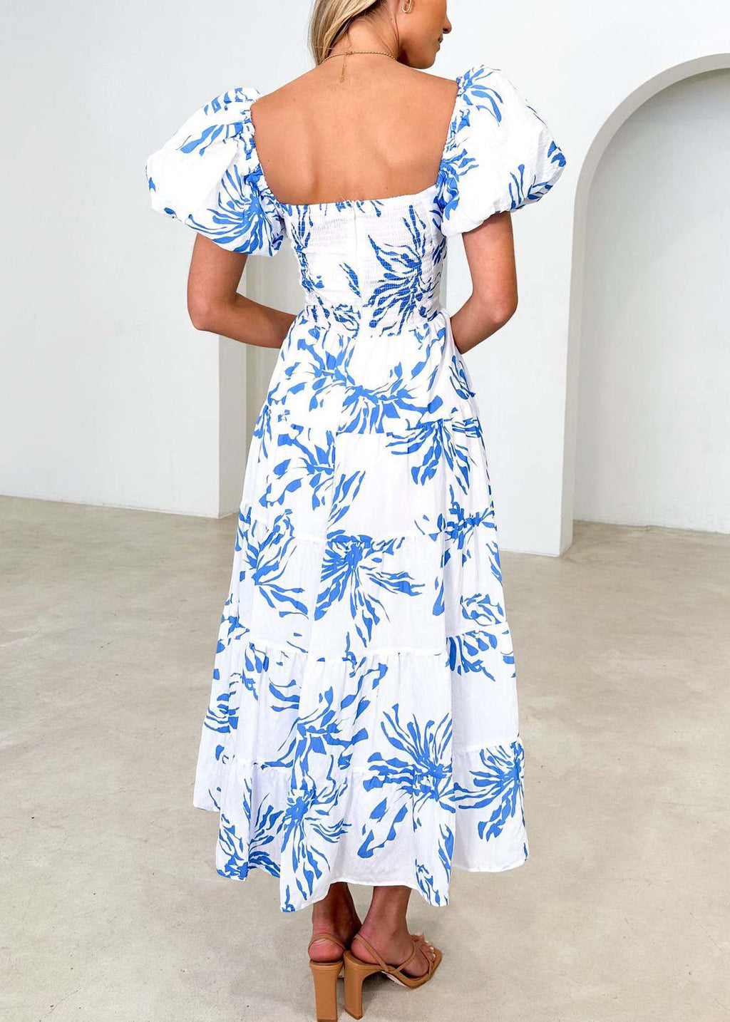 Classic Vintage & Enduringly Stylish Dress