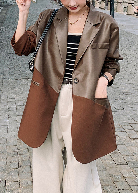 Classic Vintage Coat with a Flattering Fit