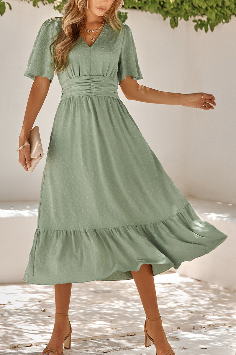 Beautifully Crafted Dress in a Classic Style