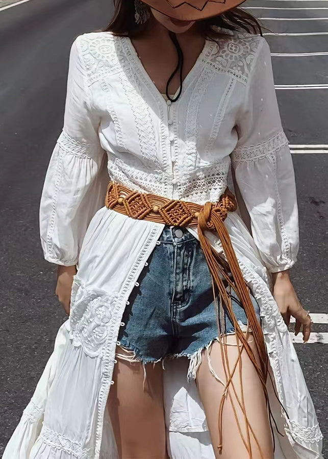 Well Tailored Blouse with a Graceful Silhouette