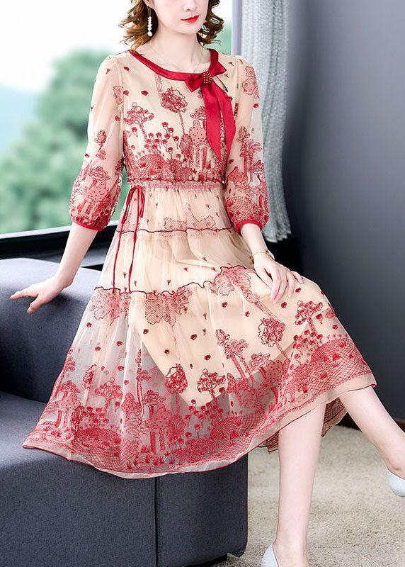 Beautifully Crafted Dress in a Classic Style