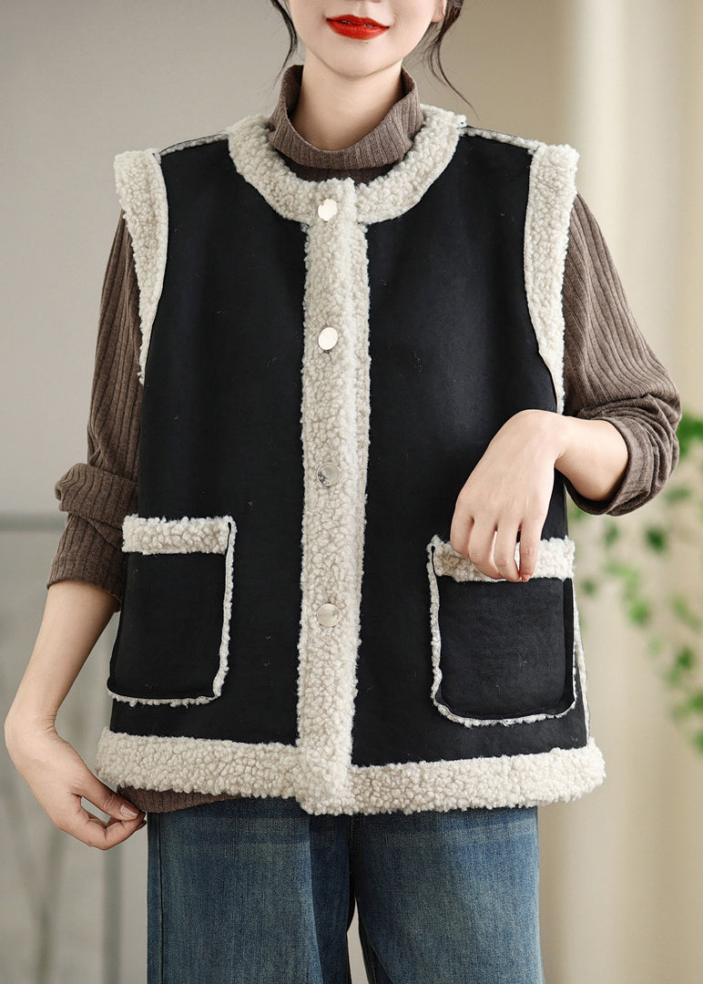 Elegantly Styled Coat for Everyday Wear