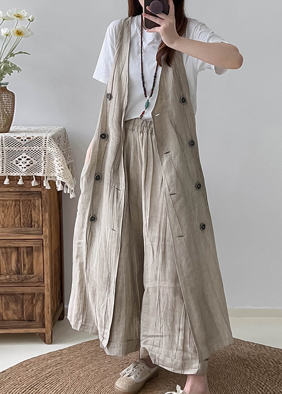 Sophisticated Garment with a Clean Classic Look