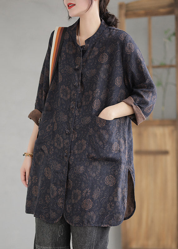 Elegantly Styled Coat for Everyday Wear