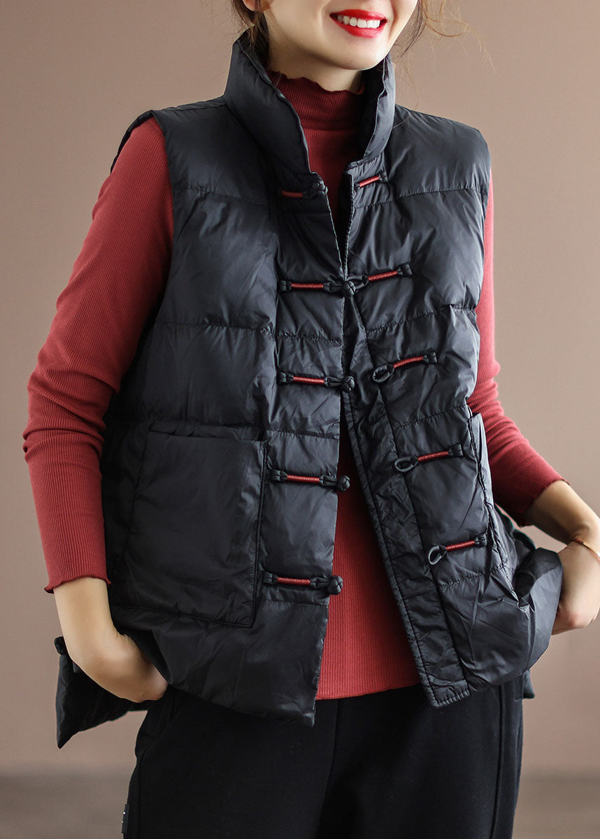 Effortlessly Elegant Garment with a Timeless Design