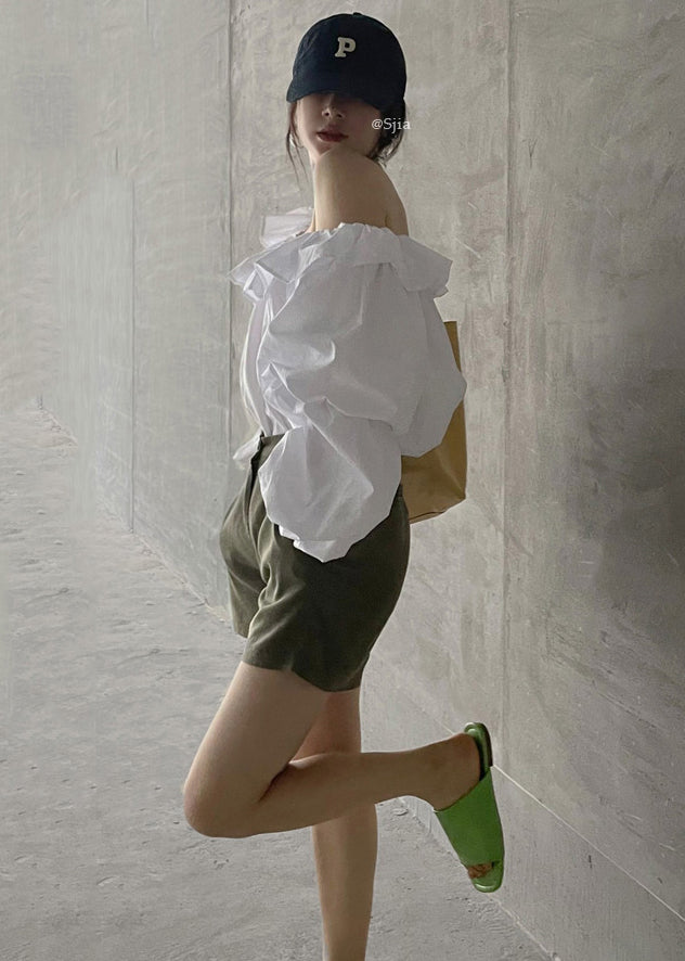 Effortlessly Elegant Blouse with a Timeless Design