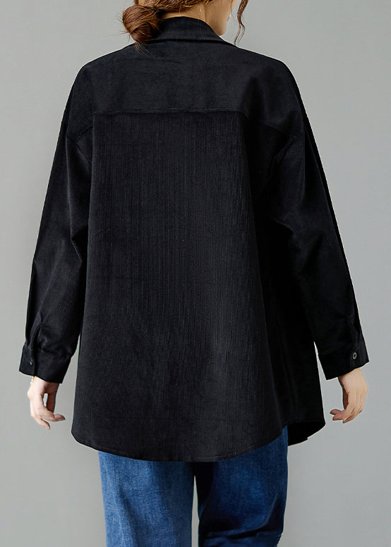 Well Tailored Coat with a Graceful Silhouette