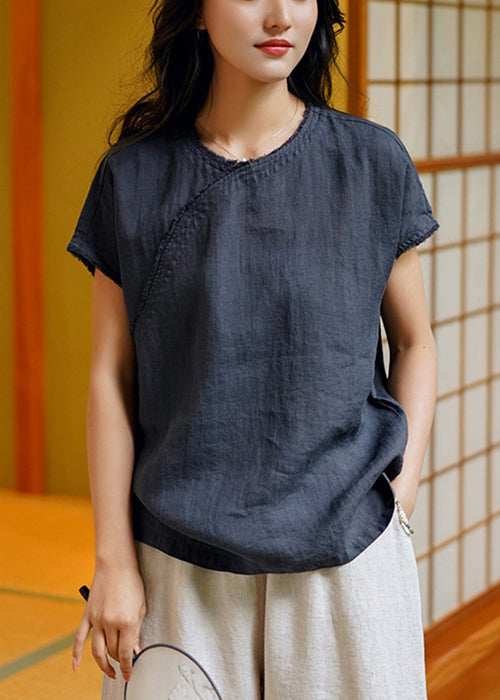 Classic Vintage Shirt with a Flattering Fit