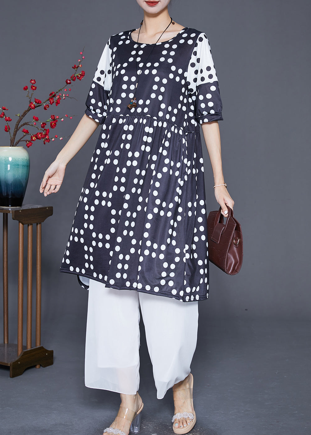 Beautifully Crafted Dress in a Classic Style