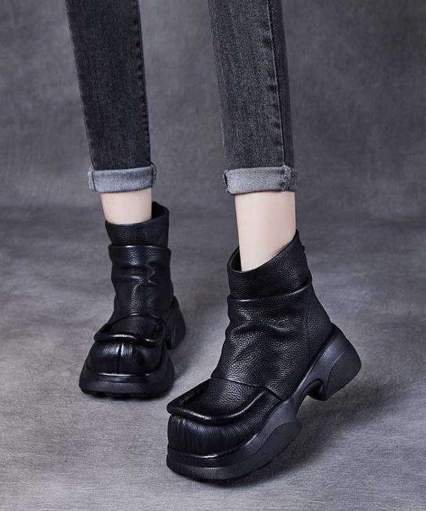 Graceful Orthopedic Boots for Modern Look