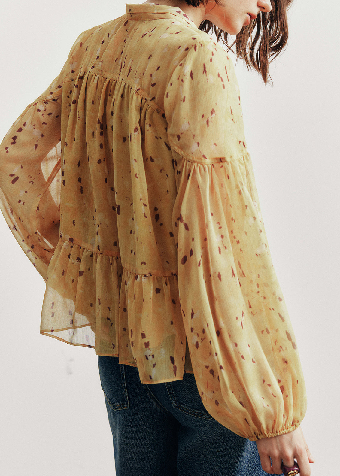 Polished Blouse with an Effortless Classic Look
