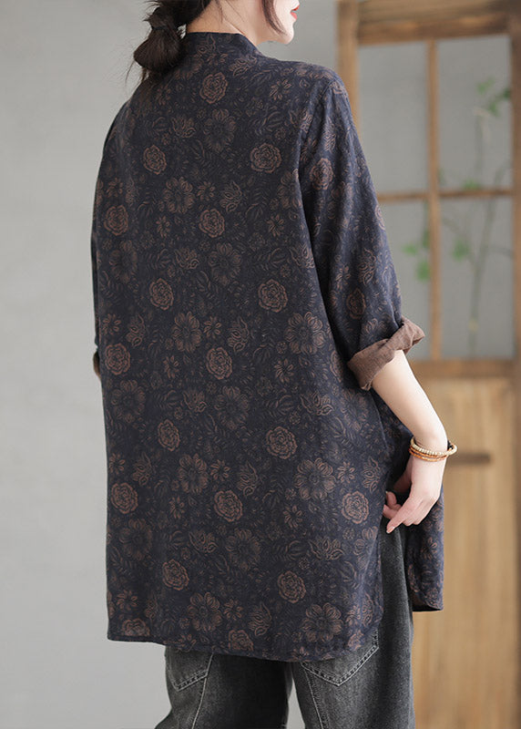 Elegantly Styled Coat for Everyday Wear