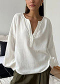 Well Tailored Shirt with a Graceful Silhouette