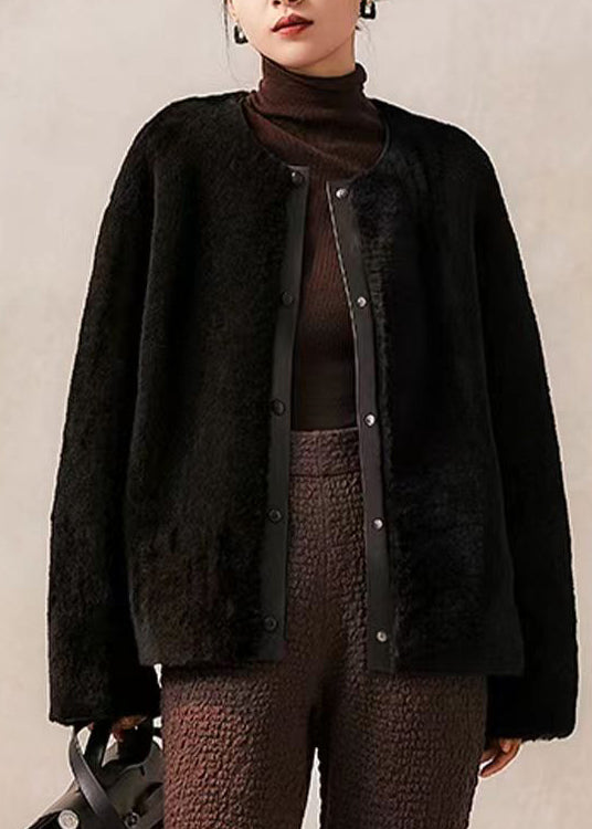Elegantly Styled Coat for Everyday Wear