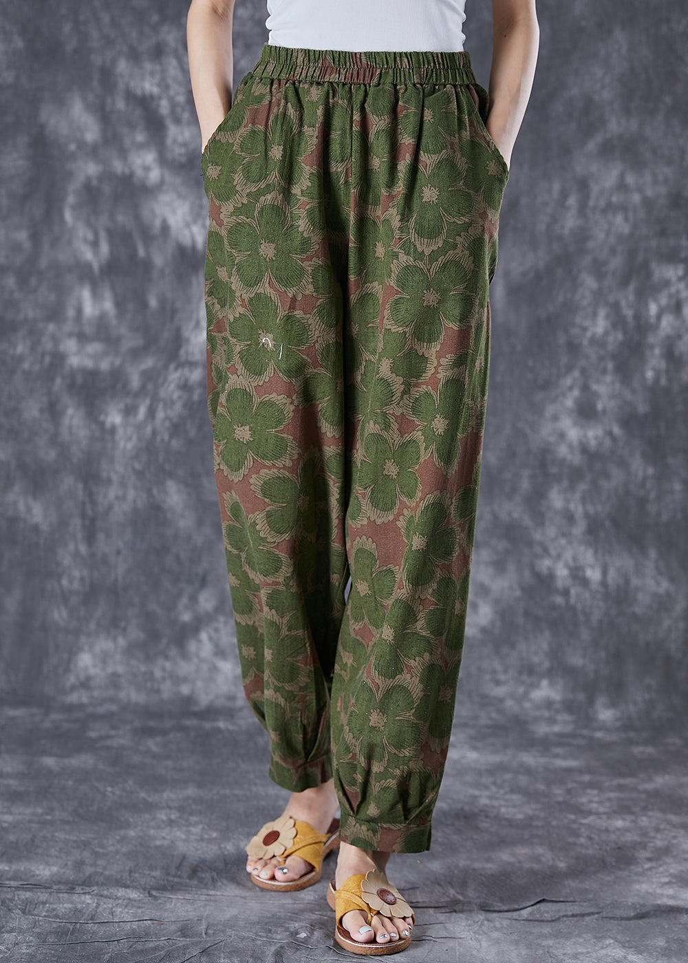 Sophisticated Pants with a Clean Classic Look