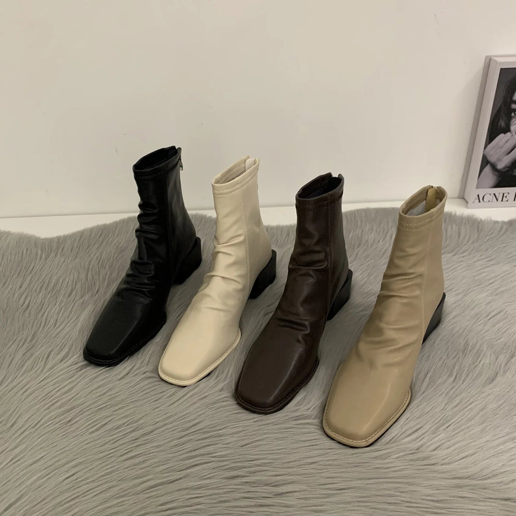 Graceful Orthopedic Boots for Modern Look