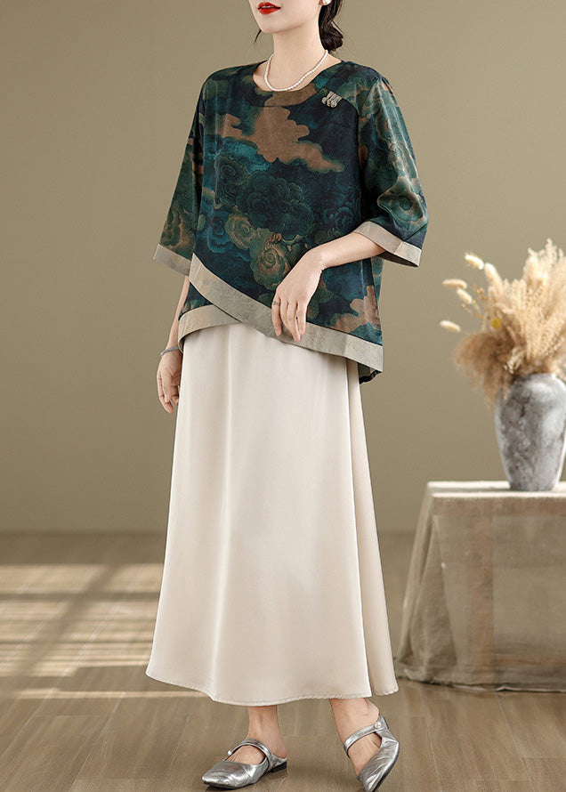 Effortlessly Elegant Blouse with a Timeless Design